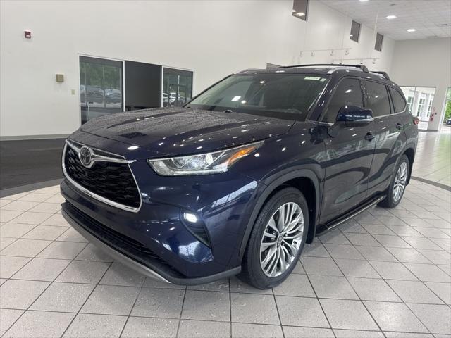 used 2022 Toyota Highlander car, priced at $38,488