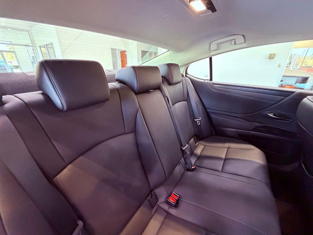 used 2024 Lexus ES 300h car, priced at $41,988