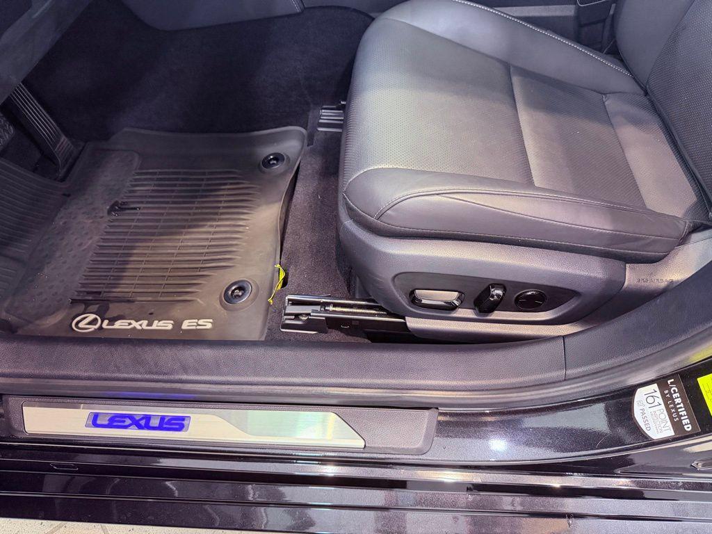 used 2024 Lexus ES 300h car, priced at $41,988