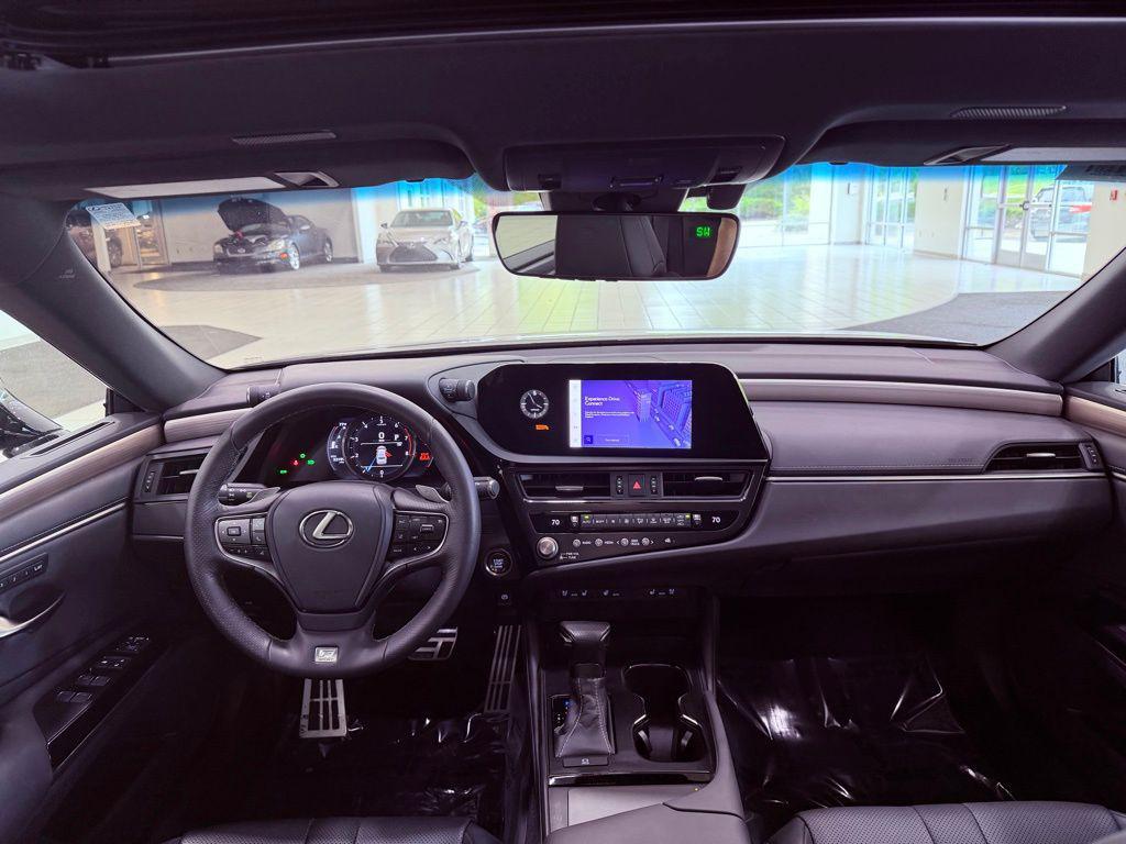 used 2023 Lexus ES 350 car, priced at $40,888