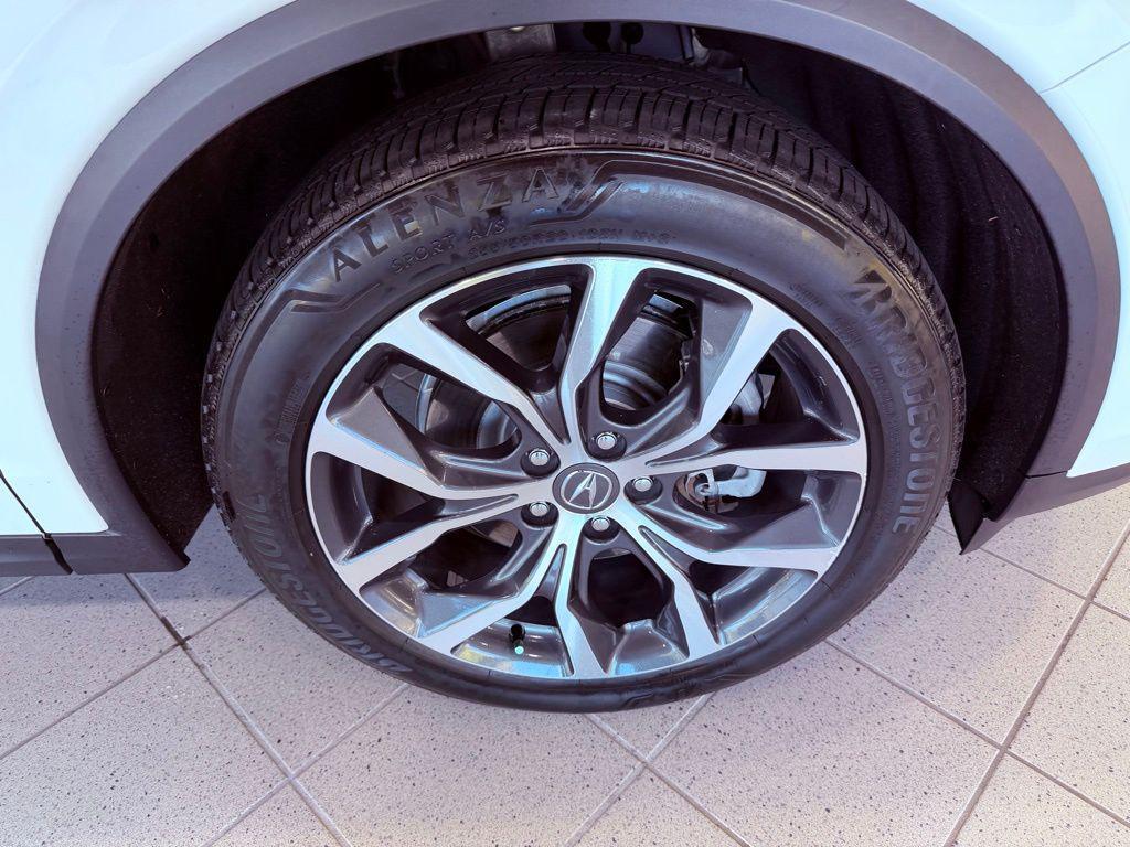 used 2023 Acura MDX car, priced at $44,888