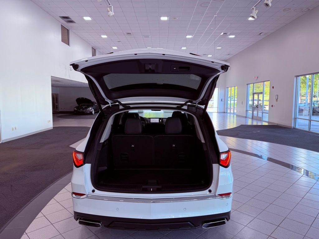used 2023 Acura MDX car, priced at $44,888