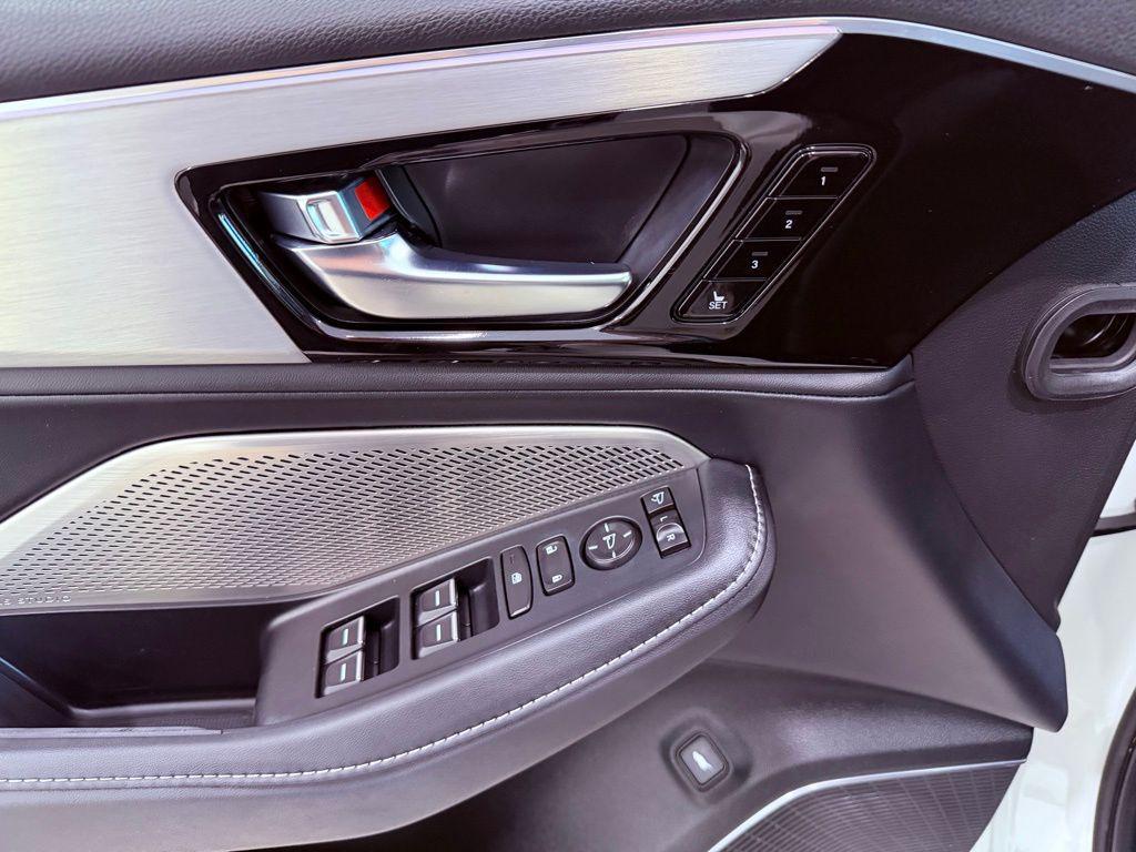 used 2023 Acura MDX car, priced at $44,888