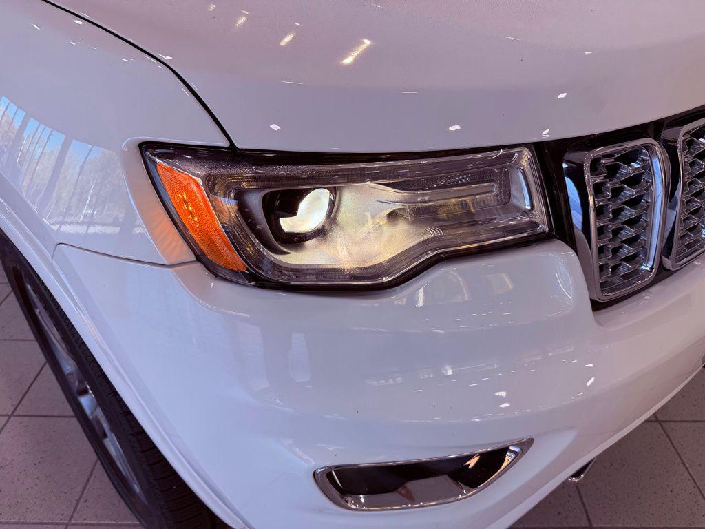 used 2017 Jeep Grand Cherokee car, priced at $14,488