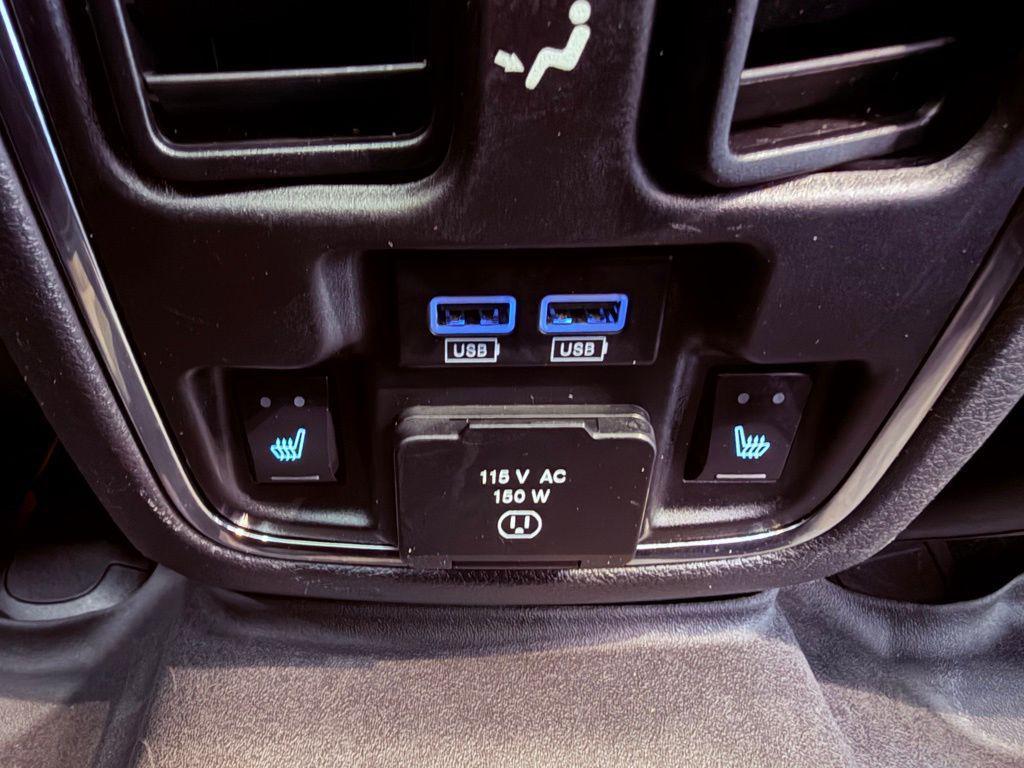 used 2017 Jeep Grand Cherokee car, priced at $14,488