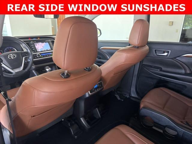 used 2019 Toyota Highlander Hybrid car, priced at $27,988