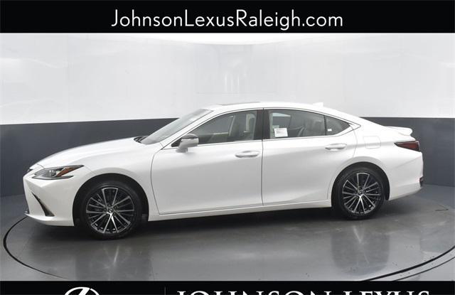 new 2025 Lexus ES 300h car, priced at $51,524