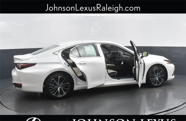new 2025 Lexus ES 300h car, priced at $51,524