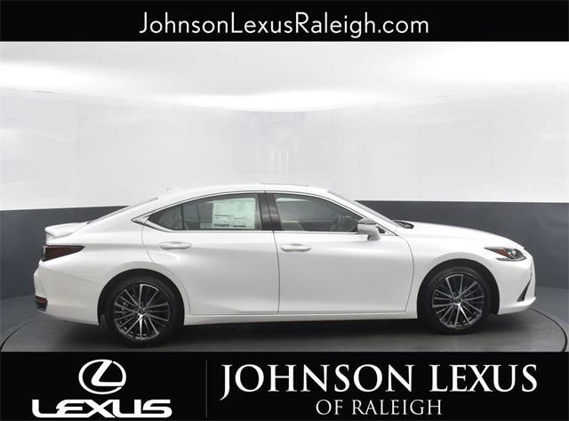 new 2025 Lexus ES 300h car, priced at $51,524
