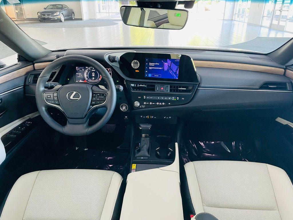 used 2024 Lexus ES 250 car, priced at $37,988