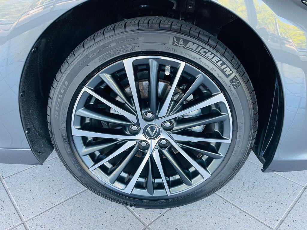 used 2024 Lexus ES 250 car, priced at $37,988