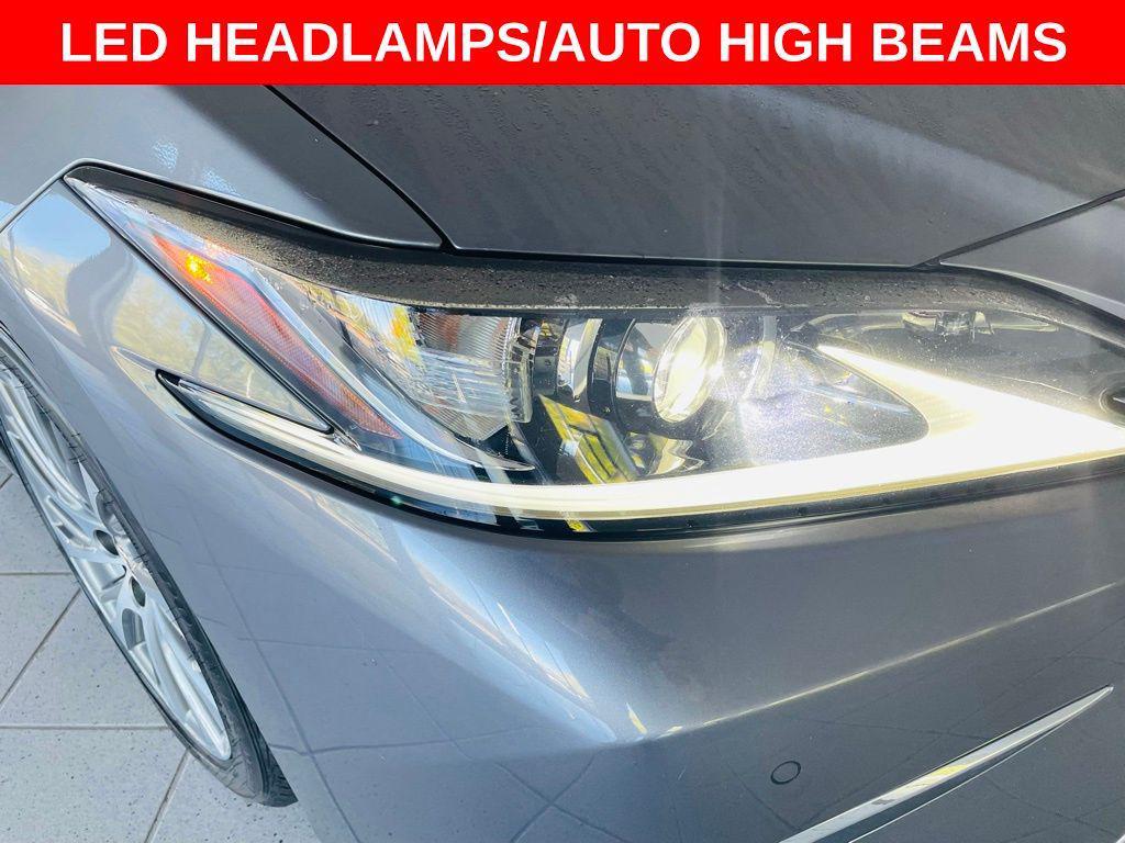 used 2021 Lexus ES 300h car, priced at $33,488