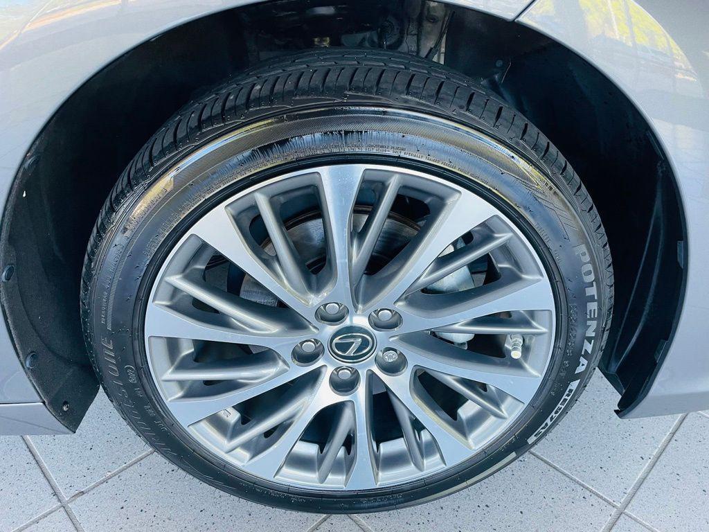used 2021 Lexus ES 300h car, priced at $33,488