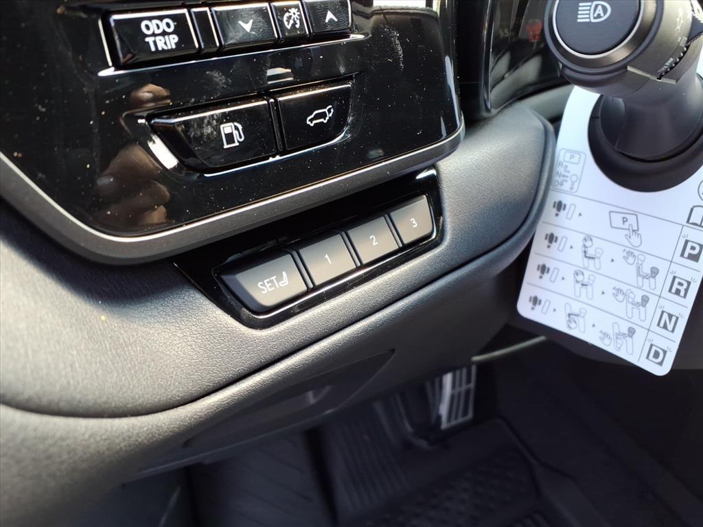 new 2025 Lexus TX 500h car, priced at $73,420