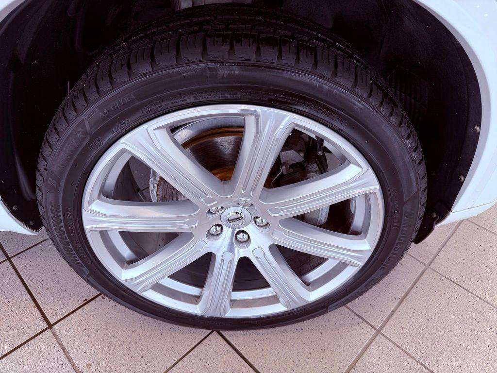 used 2019 Volvo XC90 car, priced at $21,988