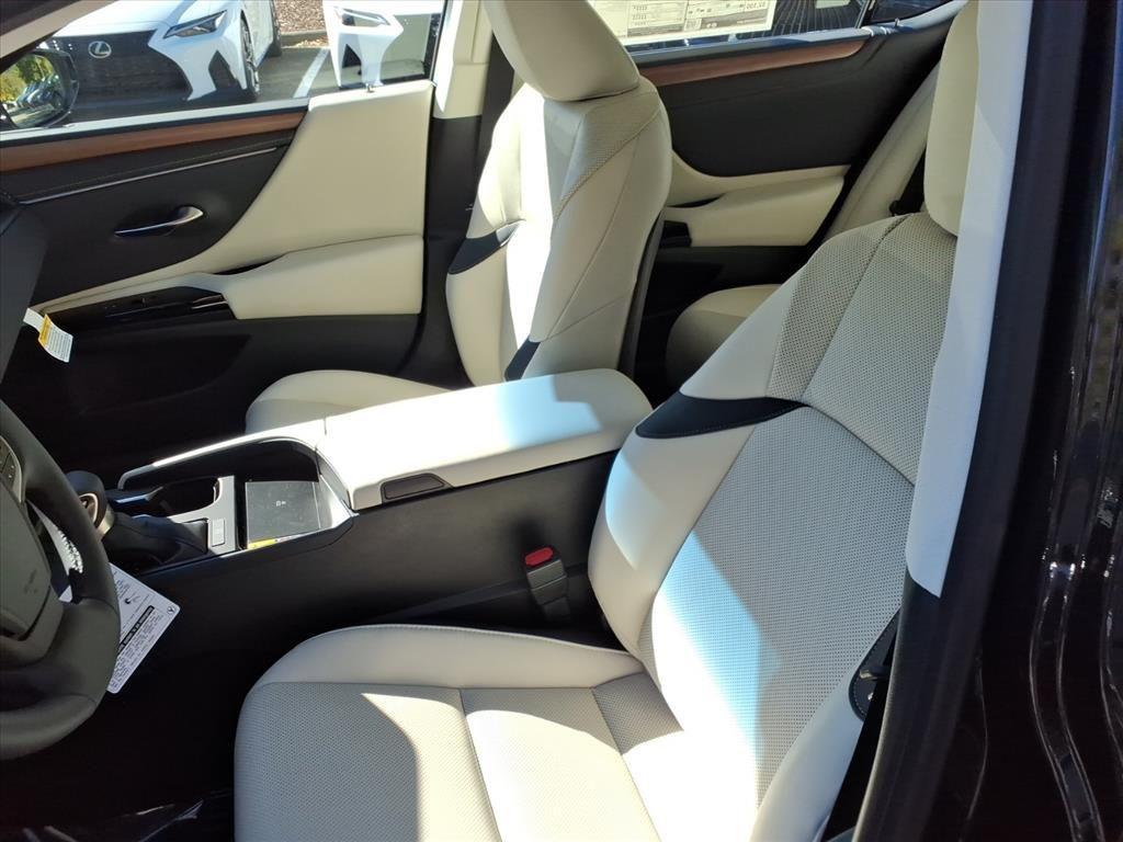 new 2025 Lexus ES 350 car, priced at $48,184