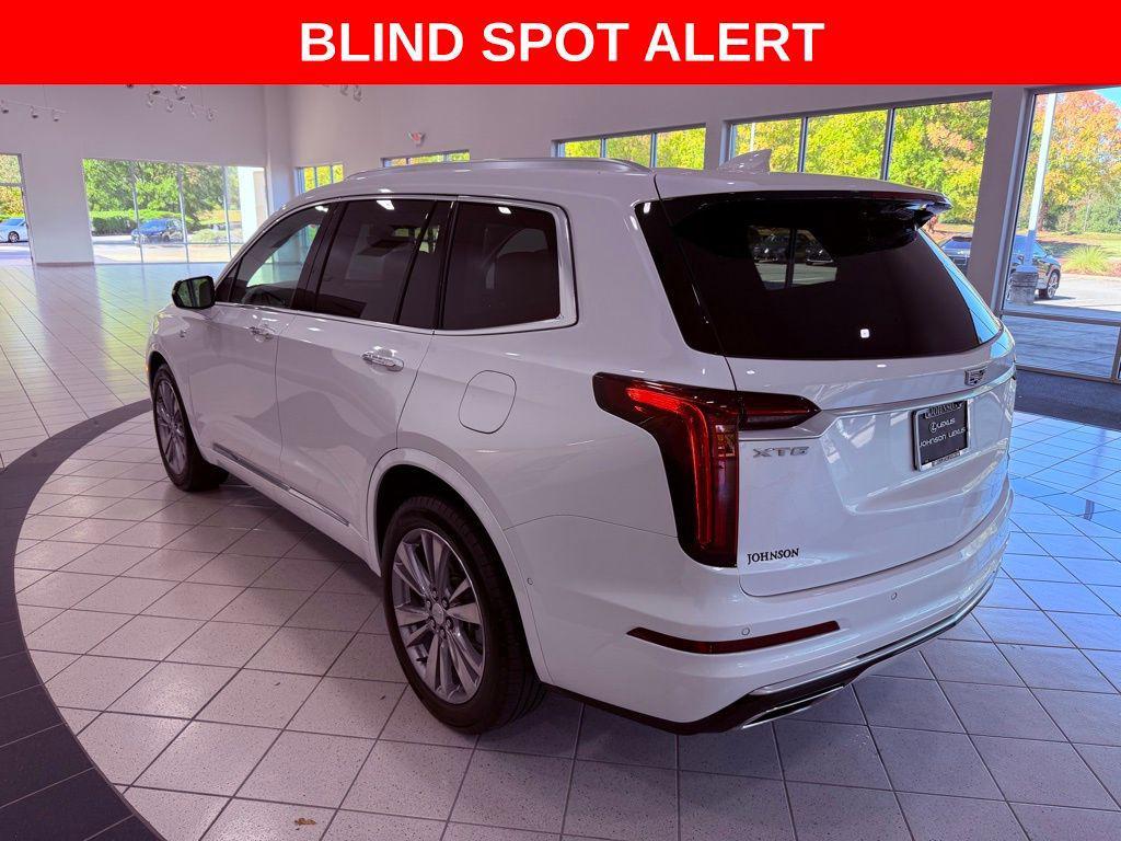 used 2023 Cadillac XT6 car, priced at $37,888