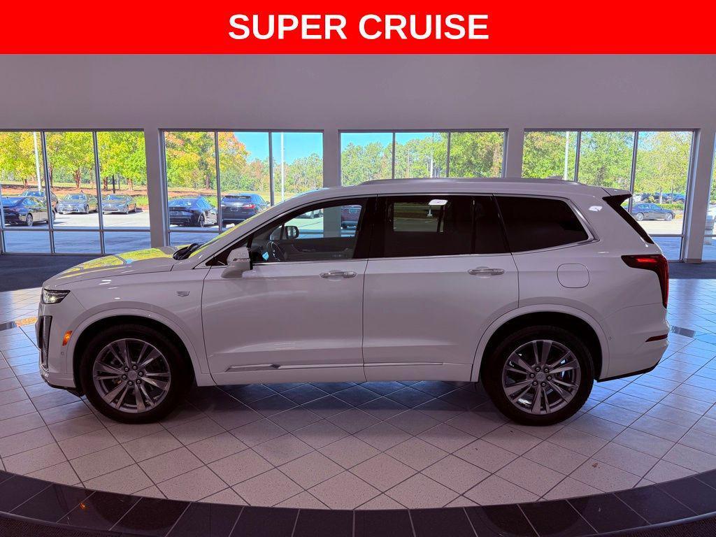 used 2023 Cadillac XT6 car, priced at $37,888