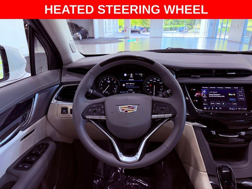 used 2023 Cadillac XT6 car, priced at $37,888