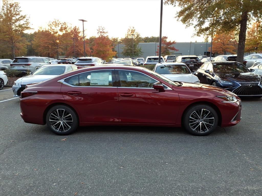 new 2025 Lexus ES 350 car, priced at $49,304