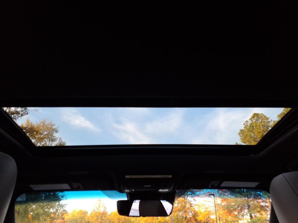 new 2025 Lexus ES 350 car, priced at $49,304