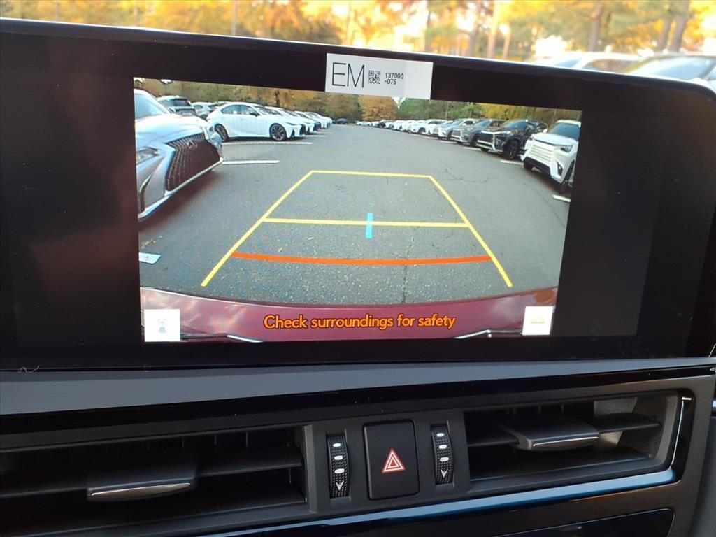 new 2025 Lexus ES 350 car, priced at $49,304