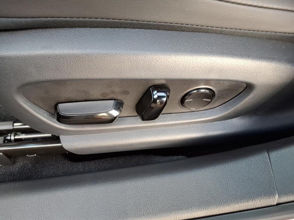 new 2025 Lexus ES 350 car, priced at $49,304