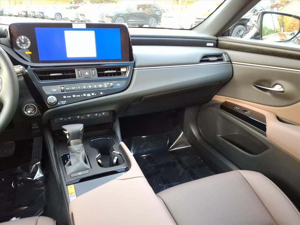new 2025 Lexus ES 350 car, priced at $49,304