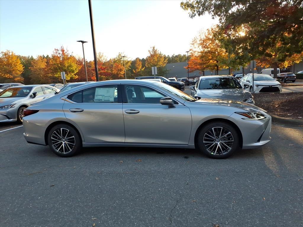 new 2025 Lexus ES 350 car, priced at $49,804