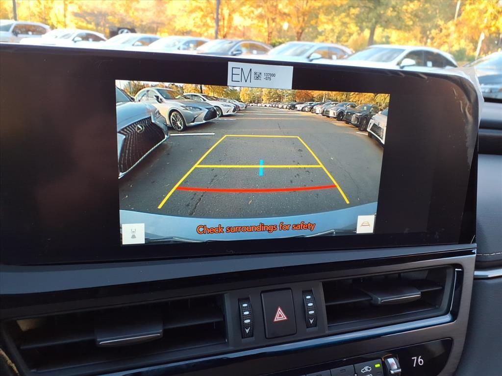 new 2025 Lexus ES 350 car, priced at $49,804