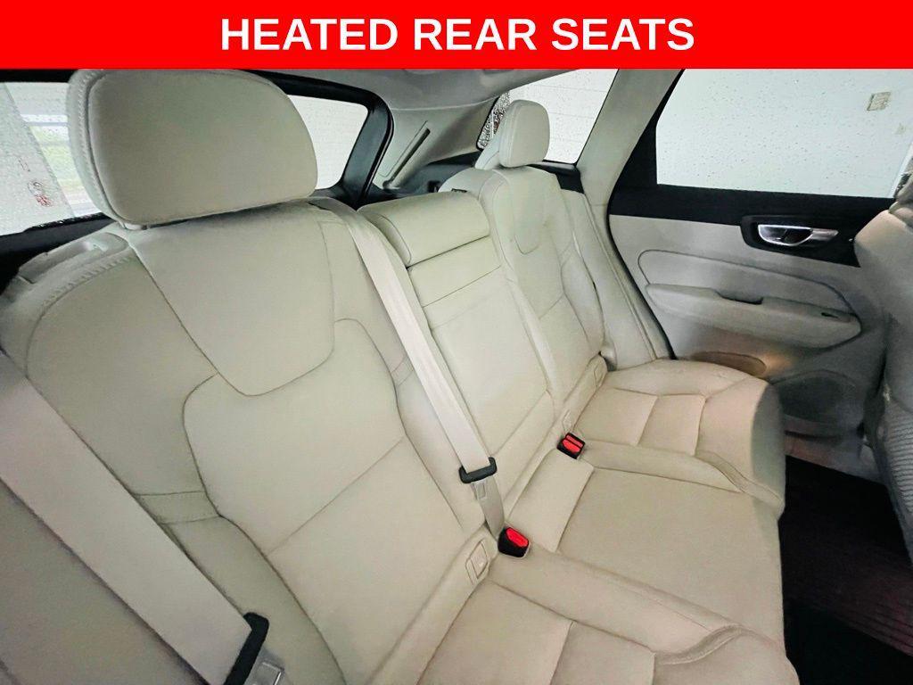 used 2022 Volvo XC60 car, priced at $31,888