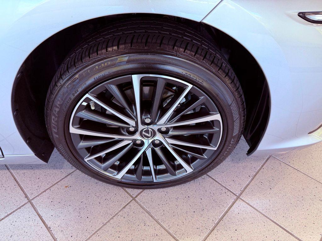 used 2025 Lexus ES 350 car, priced at $44,788