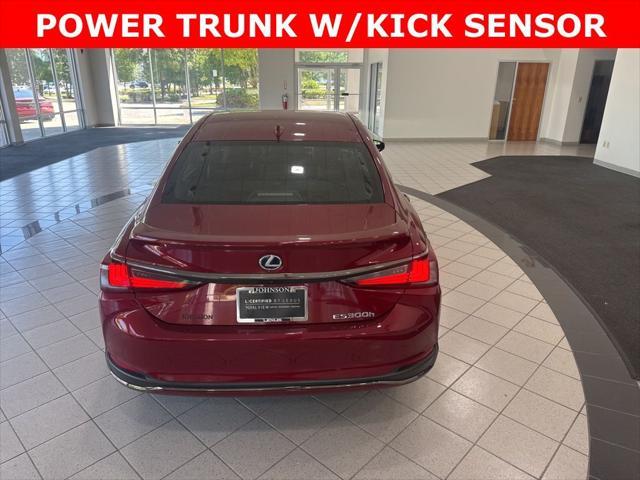used 2022 Lexus ES 300h car, priced at $38,988