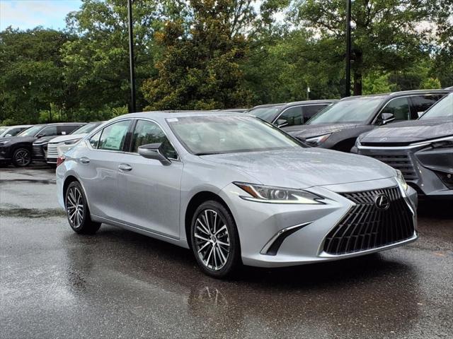 new 2025 Lexus ES 300h car, priced at $50,705