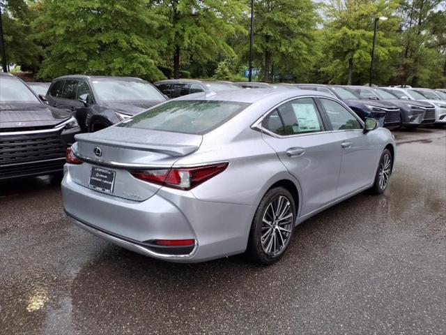 new 2025 Lexus ES 300h car, priced at $50,705