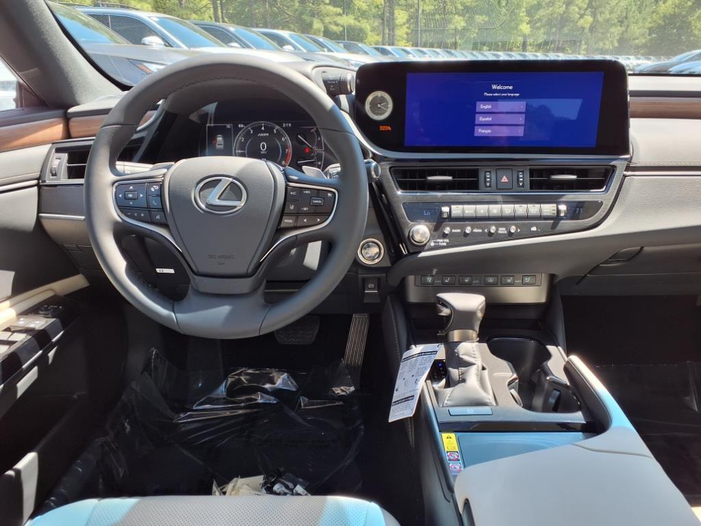 new 2025 Lexus ES 350 car, priced at $49,804