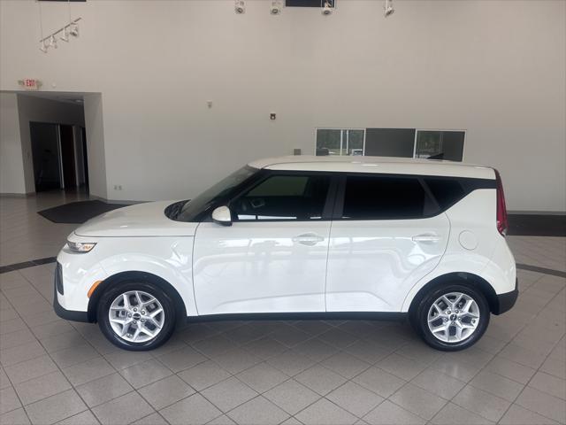 used 2022 Kia Soul car, priced at $18,888