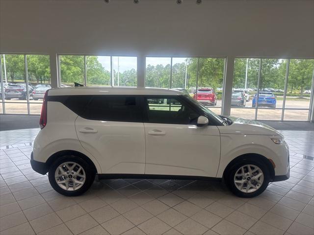 used 2022 Kia Soul car, priced at $16,988