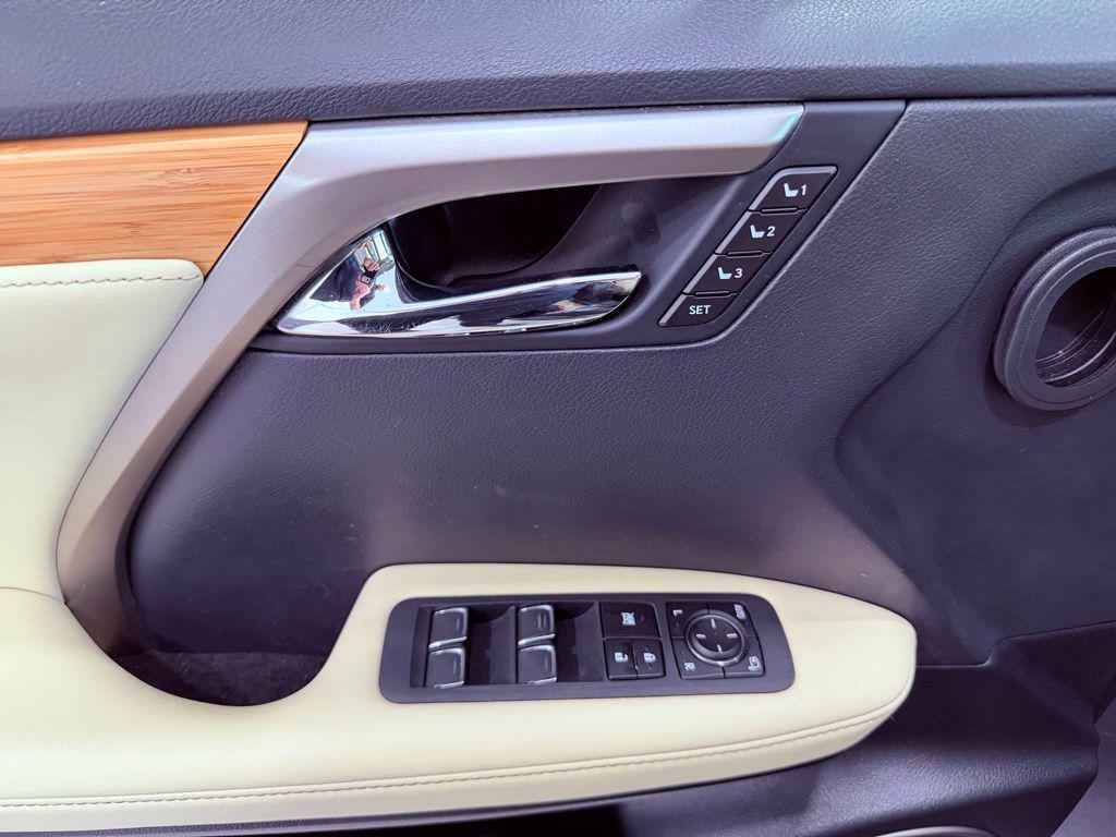 used 2022 Lexus RX 350L car, priced at $42,988