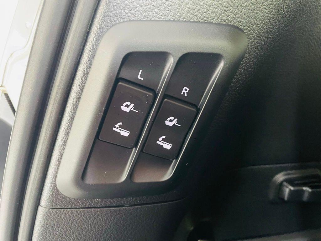 used 2022 Lexus GX 460 car, priced at $53,988