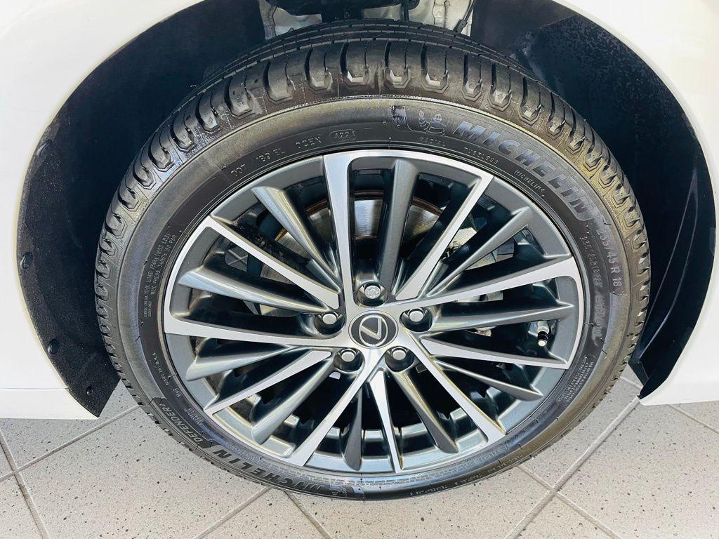 used 2023 Lexus ES 350 car, priced at $36,988