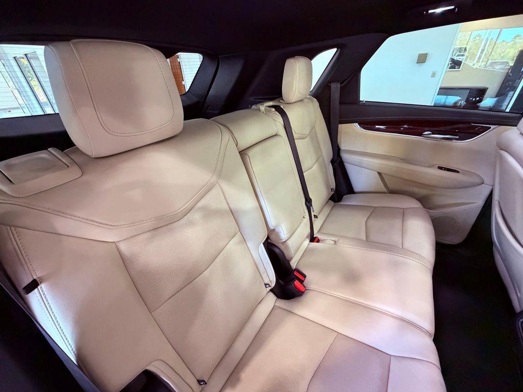 used 2019 Cadillac XT5 car, priced at $19,888