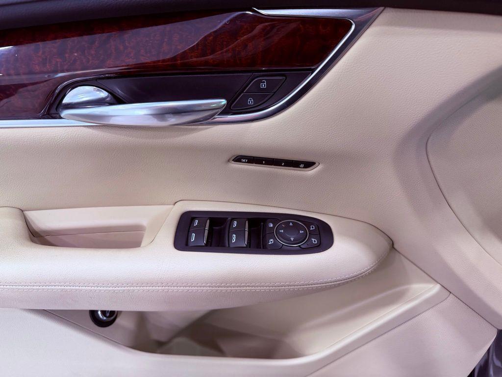 used 2019 Cadillac XT5 car, priced at $19,888