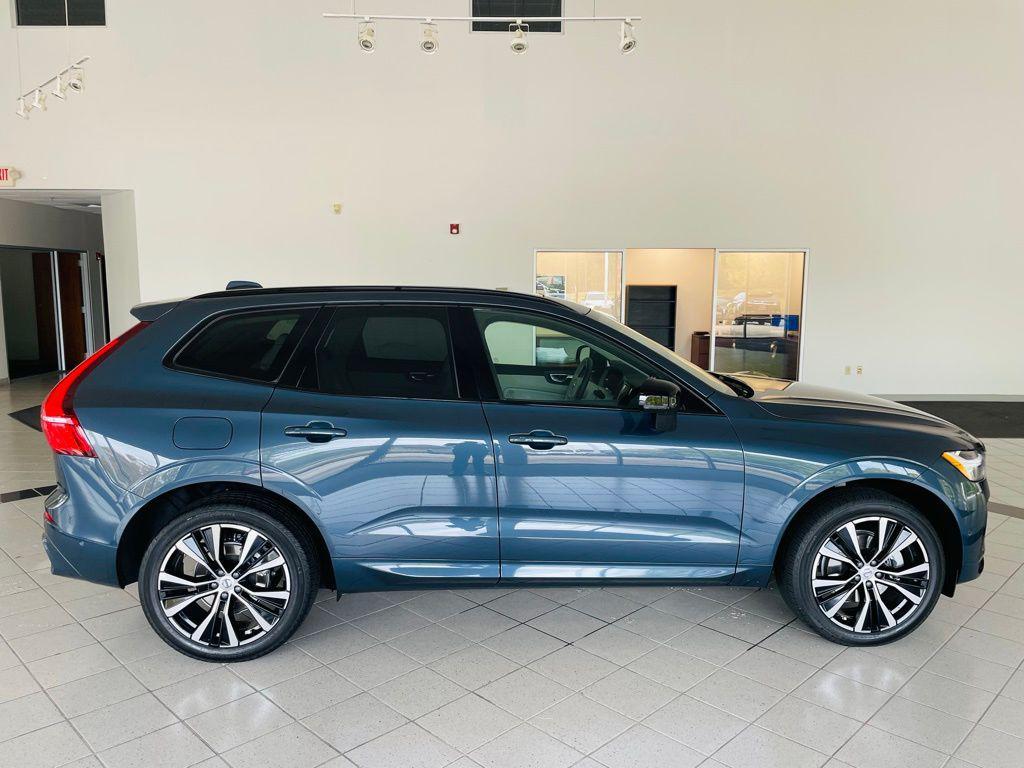 used 2025 Volvo XC60 car, priced at $47,988