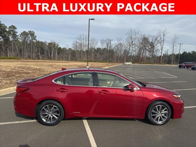 used 2018 Lexus ES 300h car, priced at $31,988