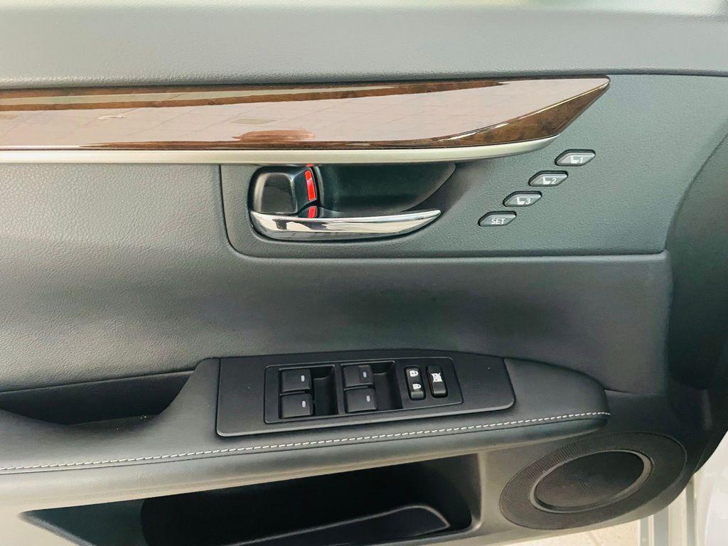 used 2014 Lexus ES 350 car, priced at $20,888