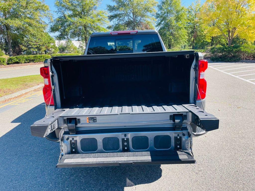 used 2021 Chevrolet Silverado 1500 car, priced at $40,888