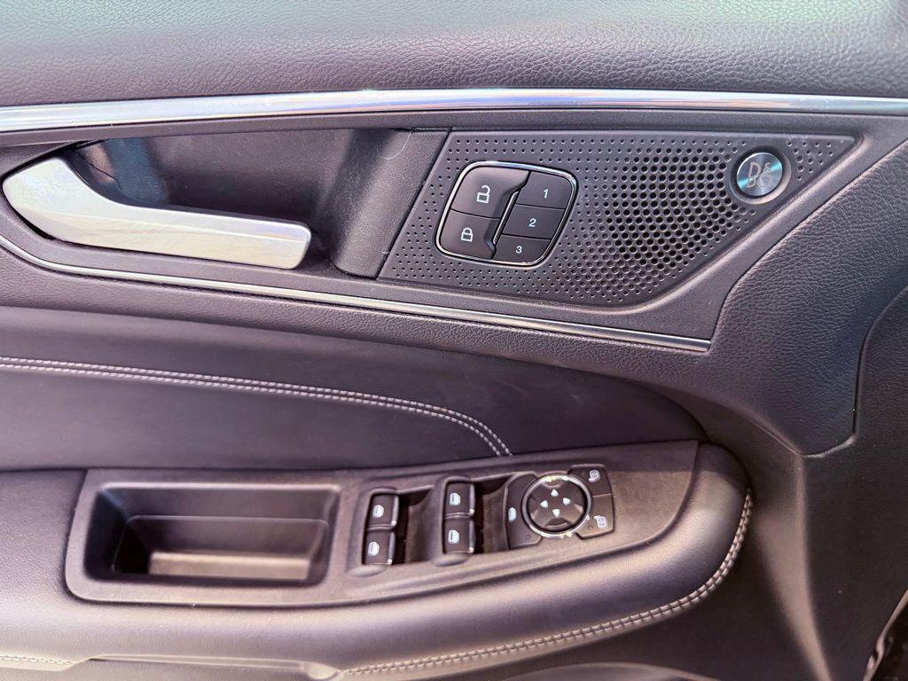 used 2022 Ford Edge car, priced at $21,488