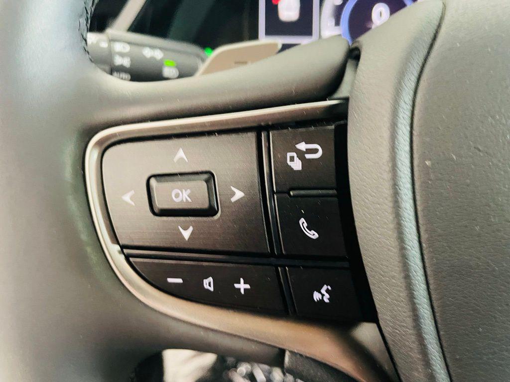 used 2023 Lexus ES 350 car, priced at $42,888