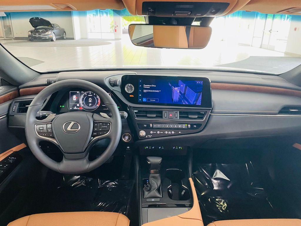 used 2023 Lexus ES 350 car, priced at $42,888